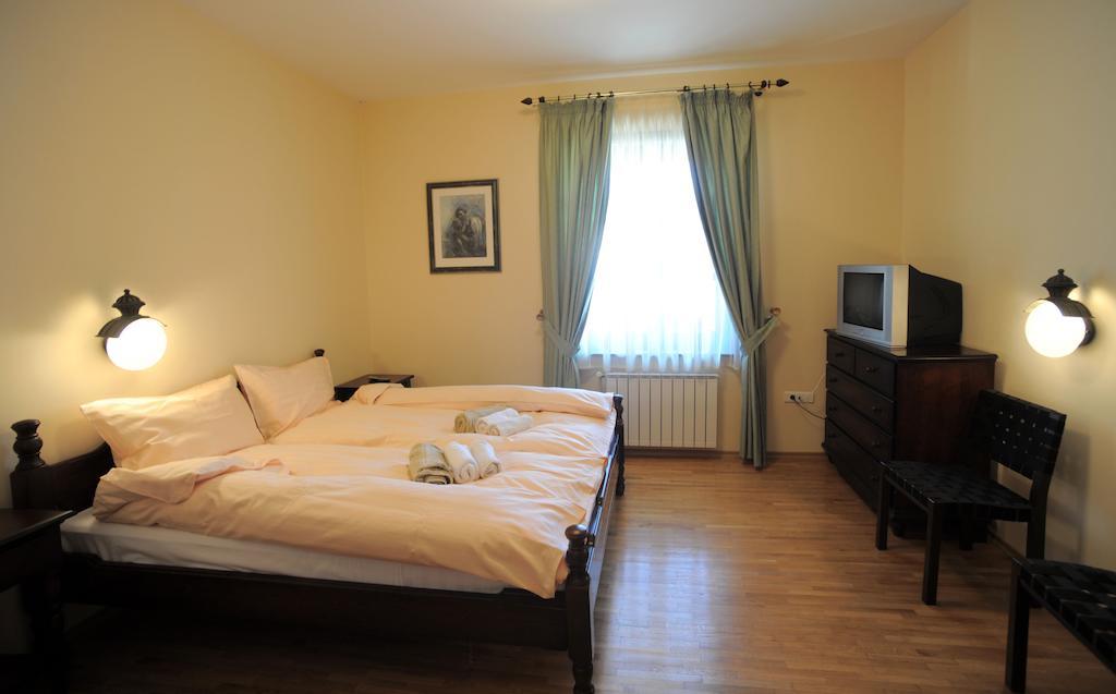 Kalin Hotel Lazaropole Kamer foto